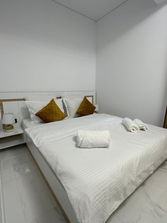 Studio303 By Allegio: Mamaia'S Seaside Luxury Near Finest Clubs & Beaches Екстер'єр фото